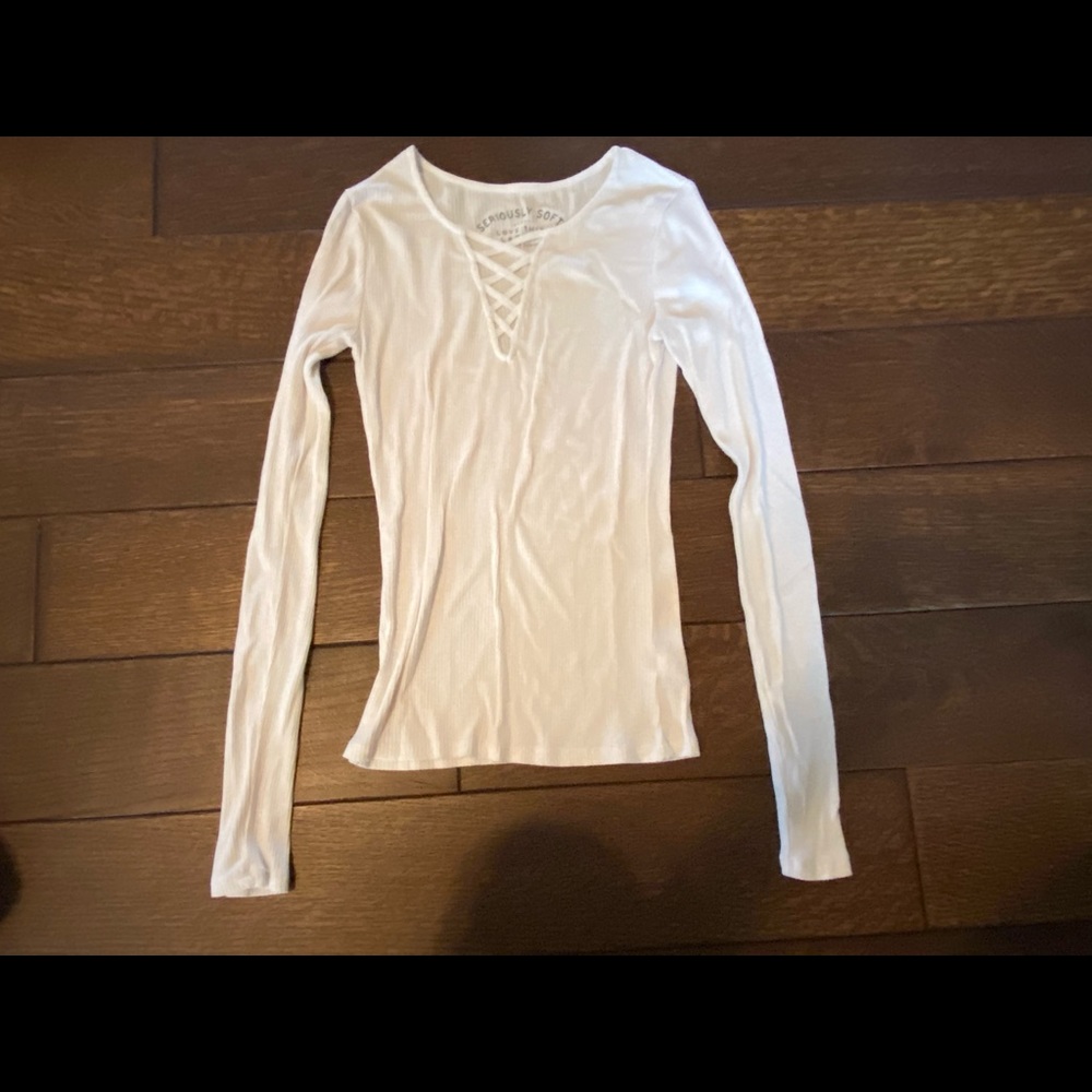 American Eagle Fitted Long Sleeve
